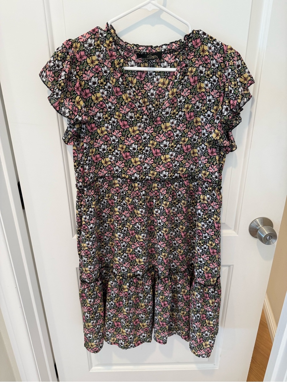 Women’s Floral Smocked Waist Dress in Pink and Black